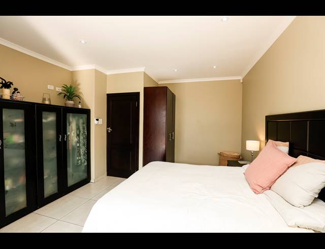 3 BEDROOM HOUSE FOR SALE IN SUNNINGDALE